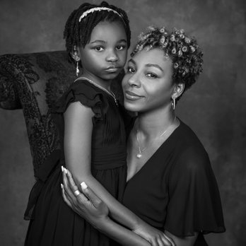 Refocus Portrait Studio - Mother-Daughter Family Portrait '22 - Session Photography Near Me - Baltimore, Maryland Refocus Portrait Studio - Mother-Daughter Family Portrait '22 - Session Photography Near Me - Baltimore, Maryland