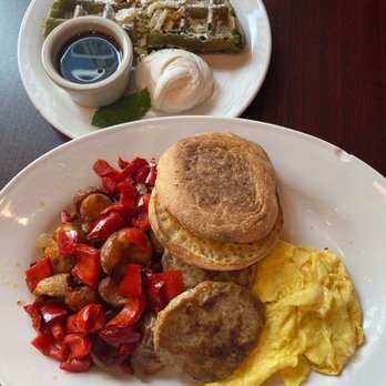 Chicago Waffles - pistachio waffle, Healthy Breakfast Skillet - Breakfast & Brunch Near Me - Chicago, Illinois