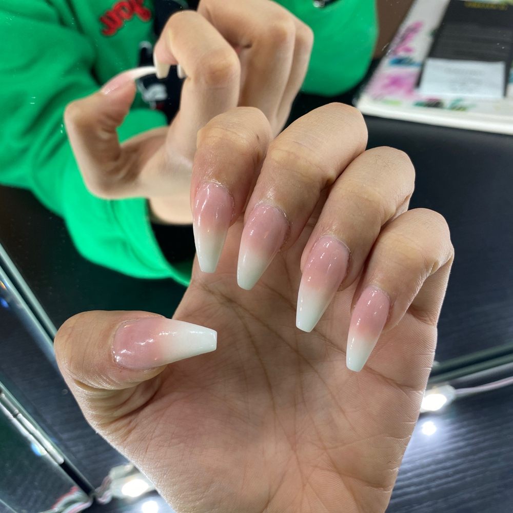 Cloud 9 Nail Spa - Ombré coffin tip - Nail Salons Near Me - North Hollywood, California Cloud 9 Nail Spa - Ombré coffin tip - Nail Salons Near Me - North Hollywood, California
