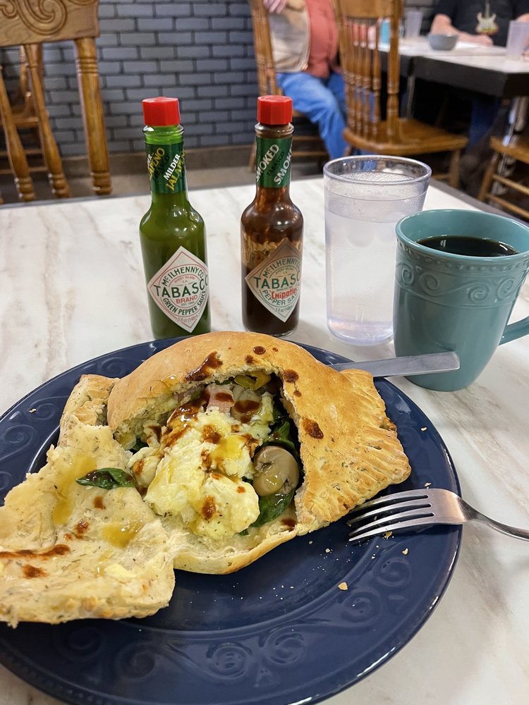 PARR CREEK BAKERY AND CAFE Updated September 2024 12 Photos 122 W