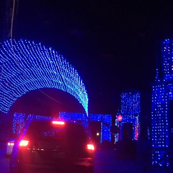 Holiday In The Park - Drive through lights - Festivals Near Me - Valencia, California