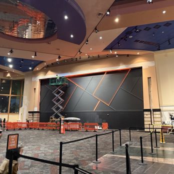 Regal Edwards - Cinema Near Me - South Gate, California
