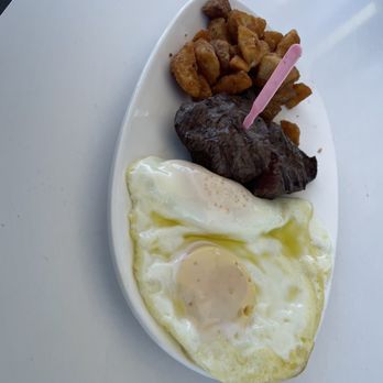 AC Sky Bar - Elevated Steak and Eggs - Bars Near Me - Orlando, Florida AC Sky Bar - Elevated Steak and Eggs - Bars Near Me - Orlando, Florida