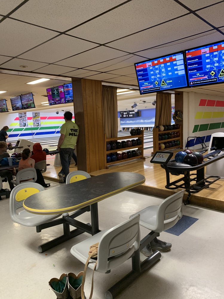 Maloney Community Bowling Lanes Logo