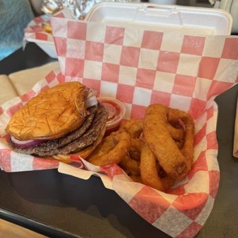 HT’s Ice Cream and Grill - Double hamburger with onion rings - Ice Cream & Frozen Yogurt Near Me - Henderson, Kentucky HT’s Ice Cream and Grill - Double hamburger with onion rings - Ice Cream & Frozen Yogurt Near Me - Henderson, Kentucky