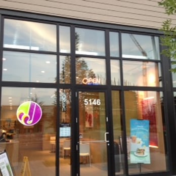 Jugo Juice - the front of the store - Juice Bars & Smoothies Near Me - Edmonton, Alberta Jugo Juice - the front of the store - Juice Bars & Smoothies Near Me - Edmonton, Alberta