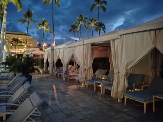 Four Seasons Resort Maui at Wailea by null