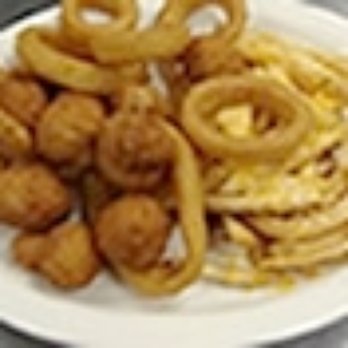 JB's Grub & Pub - a plate of onion rings - American Near Me - West Liberty, Iowa
