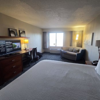 Courtyard By Marriott Gulfport Beachfront - Hotels Near Me - Gulfport, Mississippi Courtyard By Marriott Gulfport Beachfront - Hotels Near Me - Gulfport, Mississippi