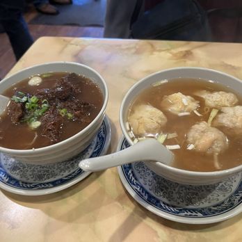 Mike's Noodle House - 3. Beef Brisket Noodle Soup and 1. Wonton Noodle Soup - Cantonese Near Me - Seattle, Washington Mike's Noodle House - 3. Beef Brisket Noodle Soup and 1. Wonton Noodle Soup - Cantonese Near Me - Seattle, Washington