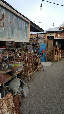Junkgirls by null