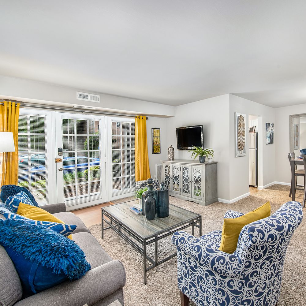 COLONIAL VILLAGE AT GREENBRIER Updated September 2024 11 Photos