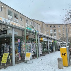 Peter Kirchner - 2,90 € für eine FFP2 Maske - das sind ja Apotheken-Preise. Direkt neben an beim EDEKA bekommt man sie für 0,99 €