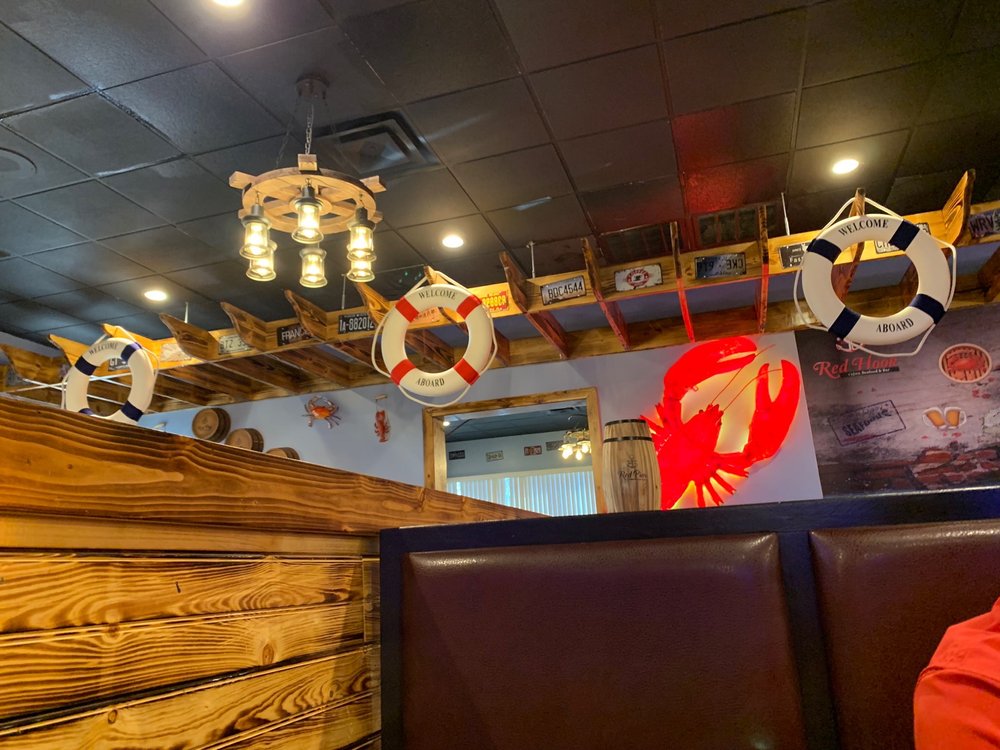Red Pier Cajun Seafood & Bar – Central Ave