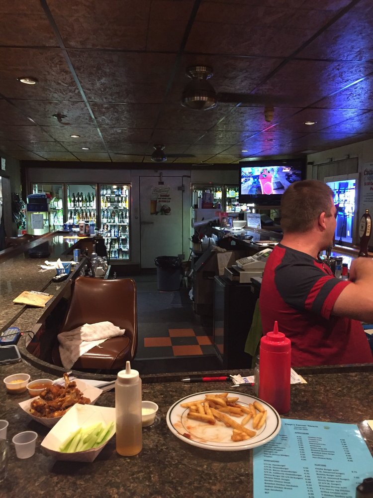 CORNER BAR Updated October 2024 400 W Market, Trevorton