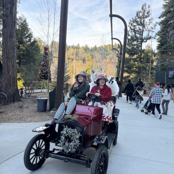 SkyPark at Santa's Village - Amusement Parks Near Me - Skyforest, California