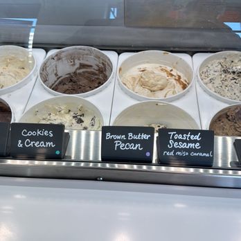 Darlene's Ice Cream - So many ice cream flavors - Ice Cream & Frozen Yogurt Near Me - Aurora, Colorado