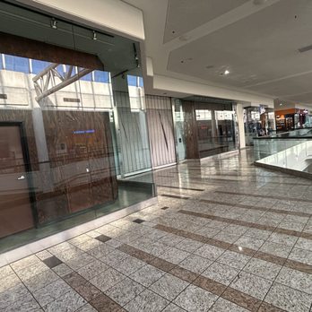 Sunny Side Up Deli & Grill - Galleria mall! - American Near Me - Redondo Beach, California