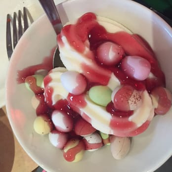 Pizza Hut - the main attraction - dessert - Pizza Near Me - London, XGL Pizza Hut - the main attraction - dessert - Pizza Near Me - London, XGL