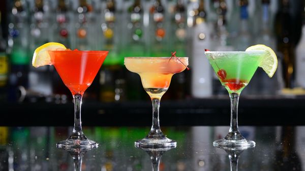 Breezes Island Grill Restaurant & Lounge by null