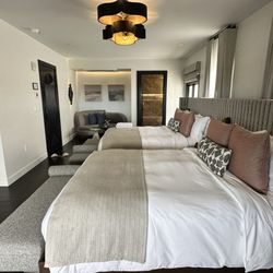 Orli La Jolla - Nomad room
