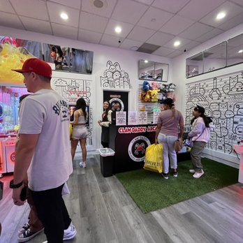 Claw Daddy Arcades - 07/01/23 - Arcades Near Me - Montebello, California Claw Daddy Arcades - 07/01/23 - Arcades Near Me - Montebello, California