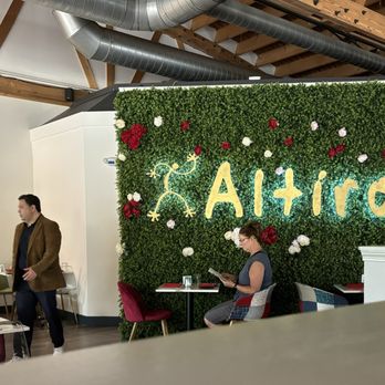 Altiro Latin Fusion - Altiro's fresh ambiance - Latin American Near Me - Plainfield, Illinois