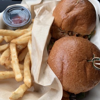 Kinyobi - Pork Sliders (2 Pcs) with Fries - Korean Near Me - Hackensack, New Jersey