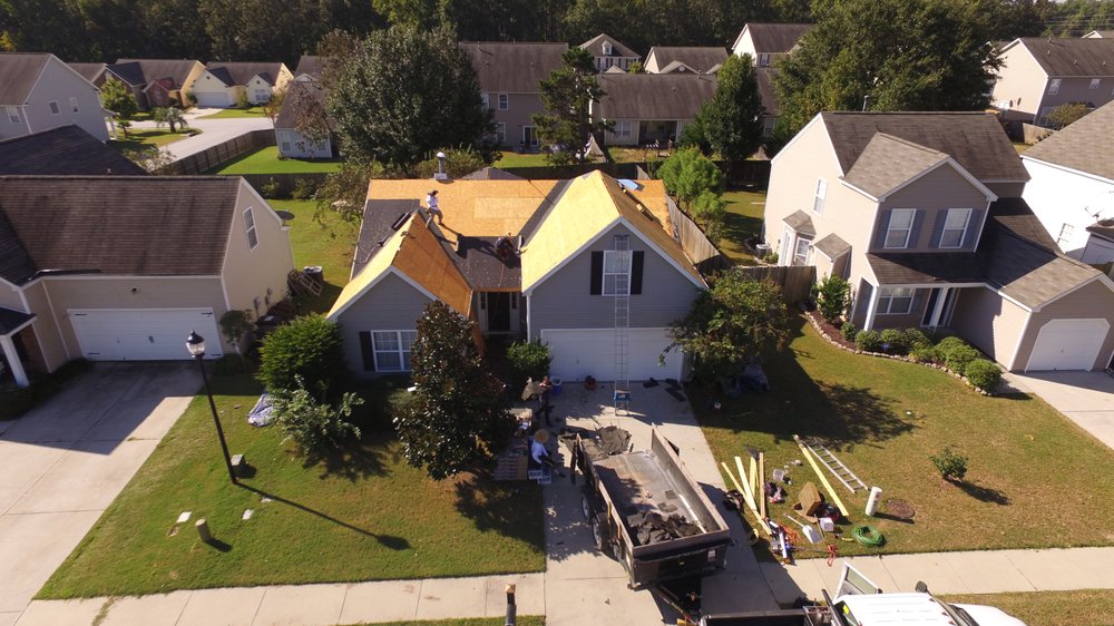 Slide of Vista Roofing