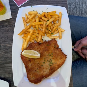 Theo's - Schnitzel mit Pommes - German Near Me