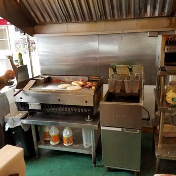 The Coffee Pot - You can watch the artist work and see that they are very clean and your food is in great hands. - Coffee & Tea Near Me - Hobart, New York