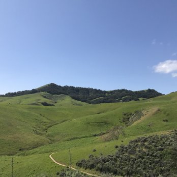 Johnson Ranch Trail - Hiking Near Me - San Luis Obispo, California Johnson Ranch Trail - Hiking Near Me - San Luis Obispo, California