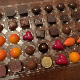 Factory Fridays Assorted Chocolates (35pcs/$35)- 4.5/5 stars Factory Fridays Assorted Chocolates (35pcs/$35)- 4.5/5 stars