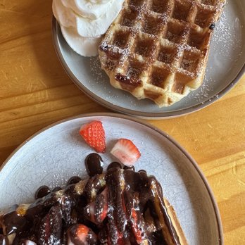 Zinneken's - Harvard Square - Chocolate Strawberry waffle and Whipped cream waffle - Belgian Near Me - Cambridge, Massachusetts