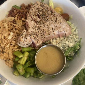 Martini's - Ahi Tuna Steak salad - Seafood Near Me - Fredericksburg, Texas Martini's - Ahi Tuna Steak salad - Seafood Near Me - Fredericksburg, Texas
