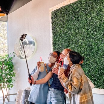 Hype Nutrition - a group of people taking a selfie - Juice Bars & Smoothies Near Me - Houston, Texas Hype Nutrition - a group of people taking a selfie - Juice Bars & Smoothies Near Me - Houston, Texas