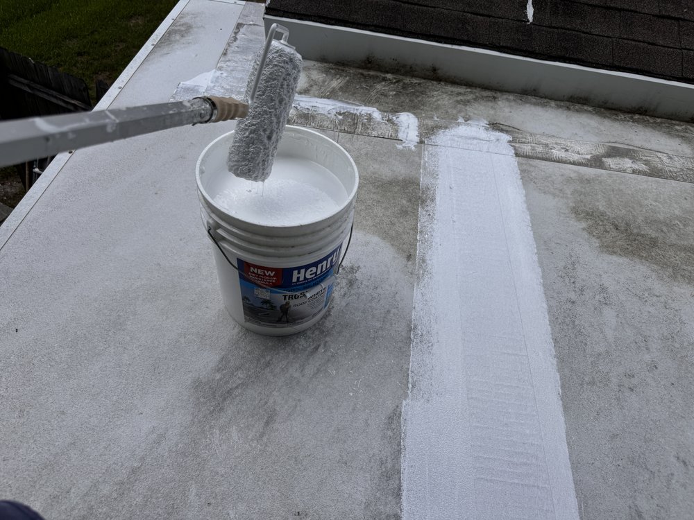 Slide of United Roofing and Maintenance