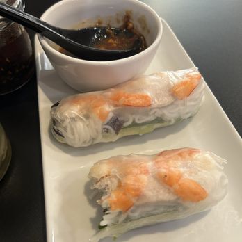 Pho Le Vy - Shrimp pork spring rolls - Noodles Near Me - Porterville, California Pho Le Vy - Shrimp pork spring rolls - Noodles Near Me - Porterville, California