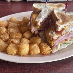 Hyperion Grill - Club with tots.