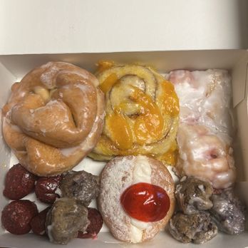 Bonnie's Donuts - Donuts Near Me - League City, Texas Bonnie's Donuts - Donuts Near Me - League City, Texas