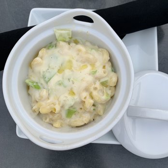 Hotel 1110 - Truffle Mac and cheese - Hotels Near Me - Monterey, California