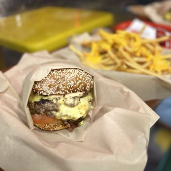 Burger District LA - Double Angus Beef Burger. So tasty! - Burgers Near Me - Los Angeles, California Burger District LA - Double Angus Beef Burger. So tasty! - Burgers Near Me - Los Angeles, California