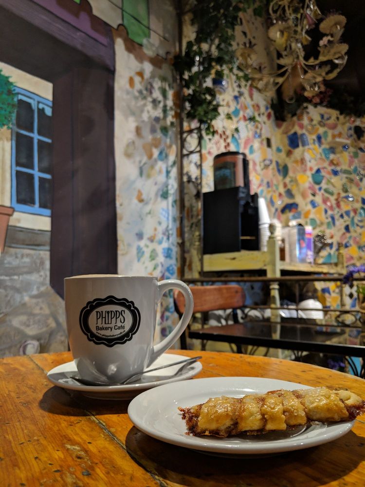 PHIPPS BAKERY CAFE 90 Photos & 37 Reviews 420 Eglinton Avenue W