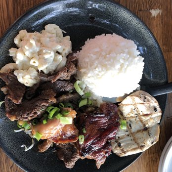 Aloha Mixed Plate - Beach Side Mixed Plate - Hawaiian Near Me - Lahaina, Hawaii