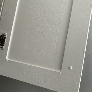 Creative Arts and Painting - Upper cabinets - Painters Near Me Creative Arts and Painting - Upper cabinets - Painters Near Me
