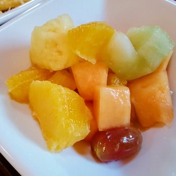 Billy's BBQ House - Free fruit if you order the elf's menu - Barbeque Near Me - Skyforest, California
