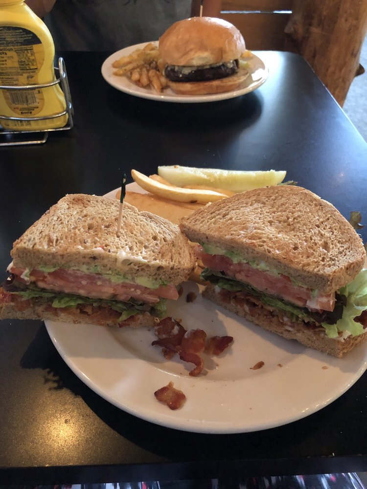 PAT’S BAR AND GRILL 18 Photos & 16 Reviews 140 W Bridge St