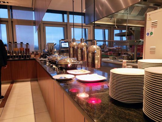 Hilton Garden Inn Frankfurt Airport by null