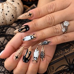 Nail Isle
