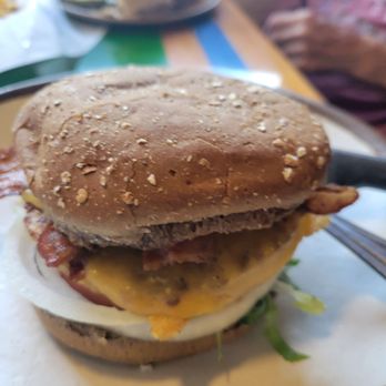 Islands Restaurant - Malibu burger - American Near Me - Riverside, California